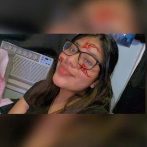 Meet your Posher, Mercedes